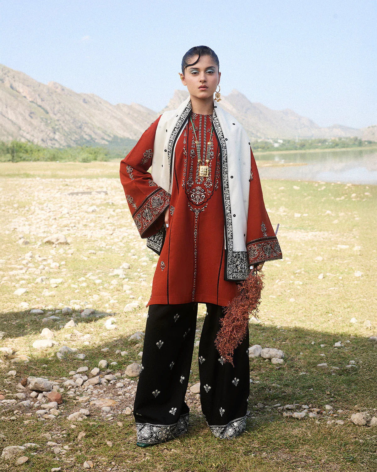Jugnu Womenswear - AW24 - Riva - Scarf