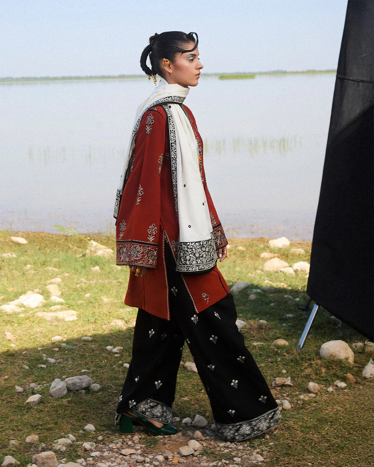 Jugnu Womenswear - AW24 - Riva - Scarf