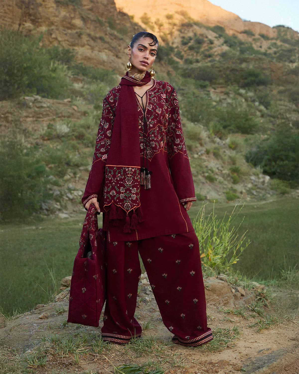 Jugnu Womenswear - AW24 - Rosso - Scarf