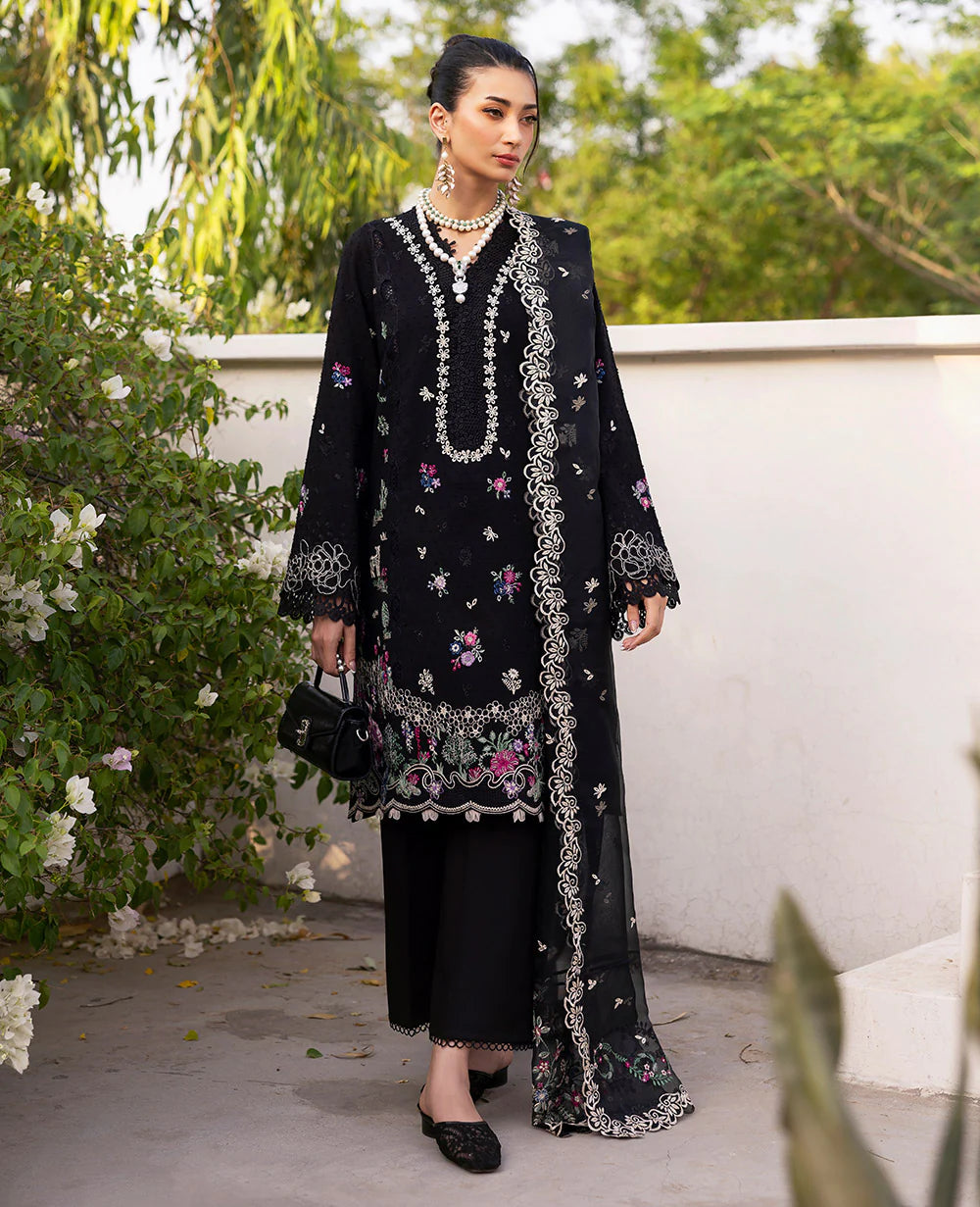 M-152 | Republic Womenswear