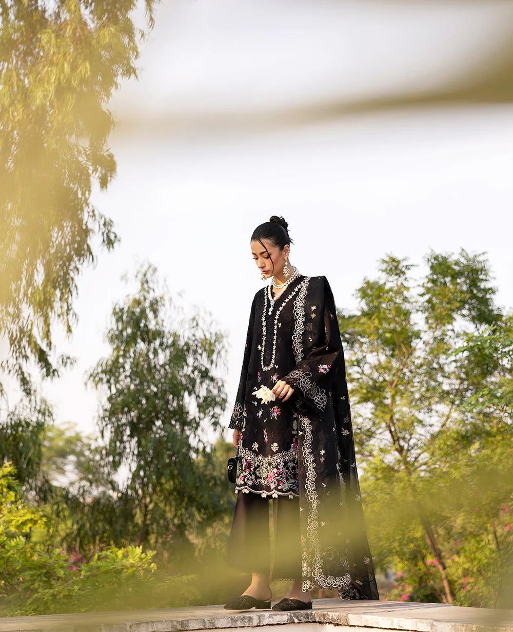 M-152 | Republic Womenswear