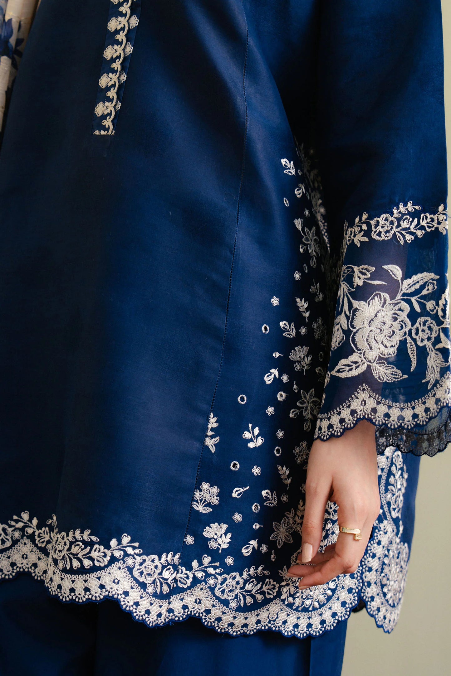 COCO BY ZARA SHAHJAHAN - MEADOW-8B