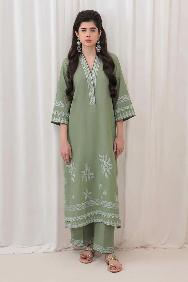 Mushq Wisteria Winters Basic Pret '24 - Alpine Aura