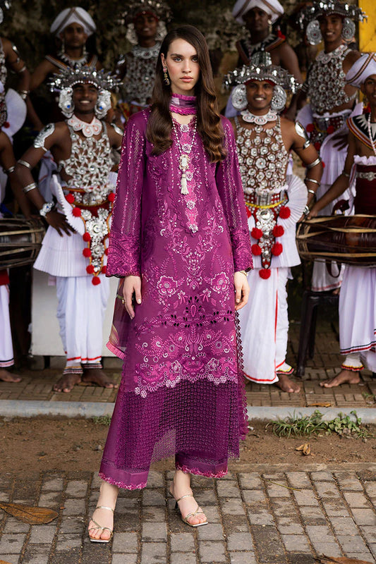 Mahira Khan Manaram Luxury Lawn’25 by Mushq | Eternal Beat