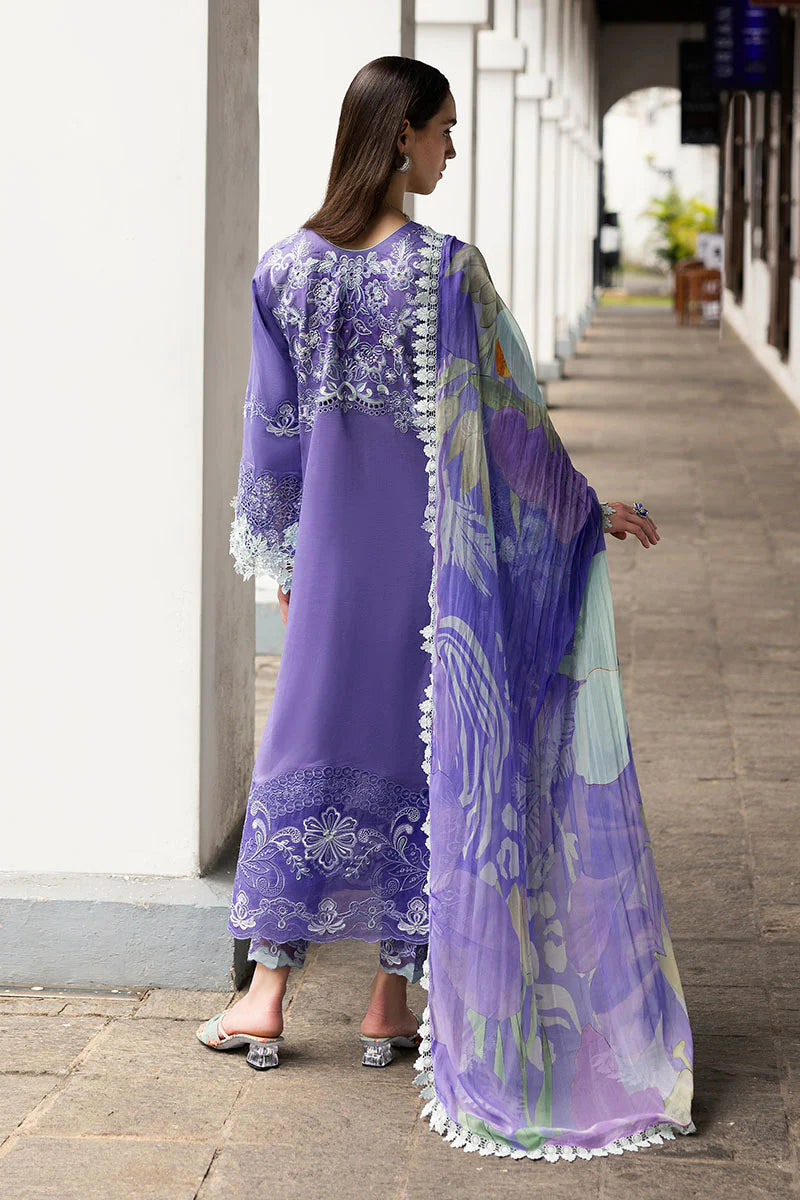 Mahira Khan Manaram Luxury Lawn’25 by Mushq | Luminous Essence