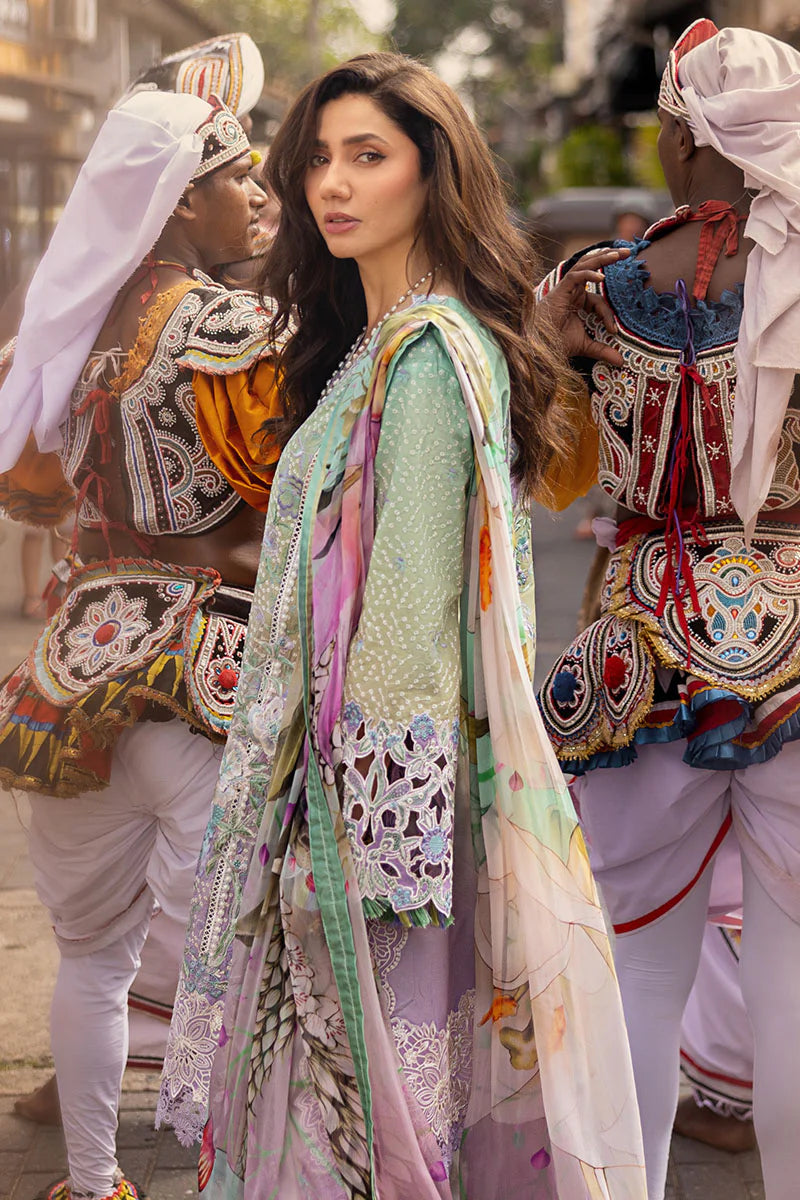 Mahira Khan Manaram Luxury Lawn’25 by Mushq | Glittering Grace