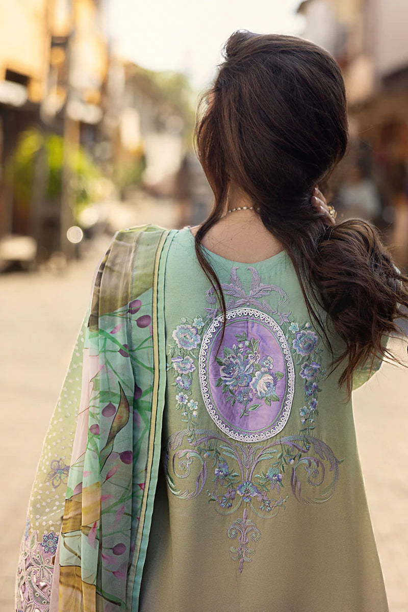 Mahira Khan Manaram Luxury Lawn’25 by Mushq | Glittering Grace