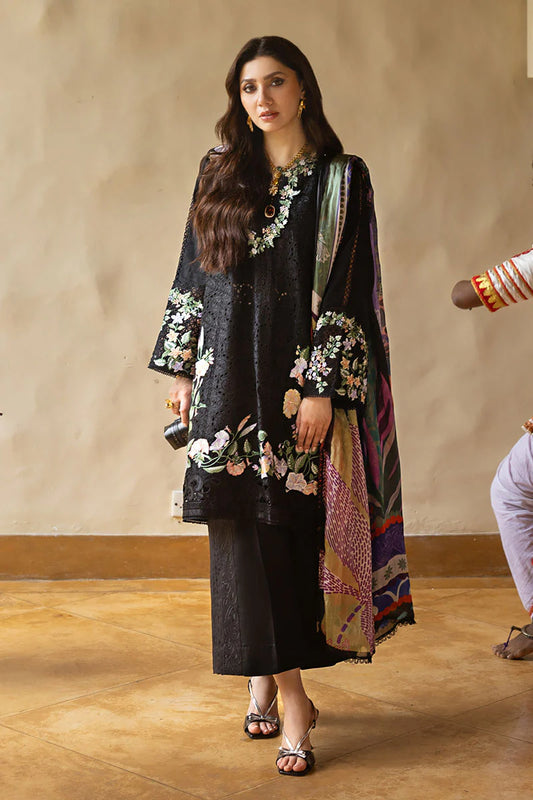 Mahira Khan Manaram Luxury Lawn’25 by Mushq | Dazzling Glimmer