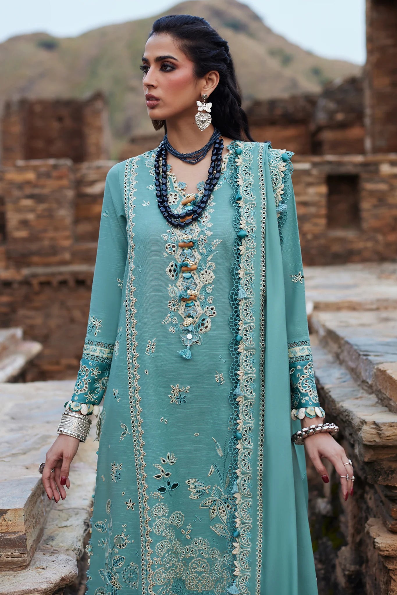 Elan Winter’24 | EW24-09