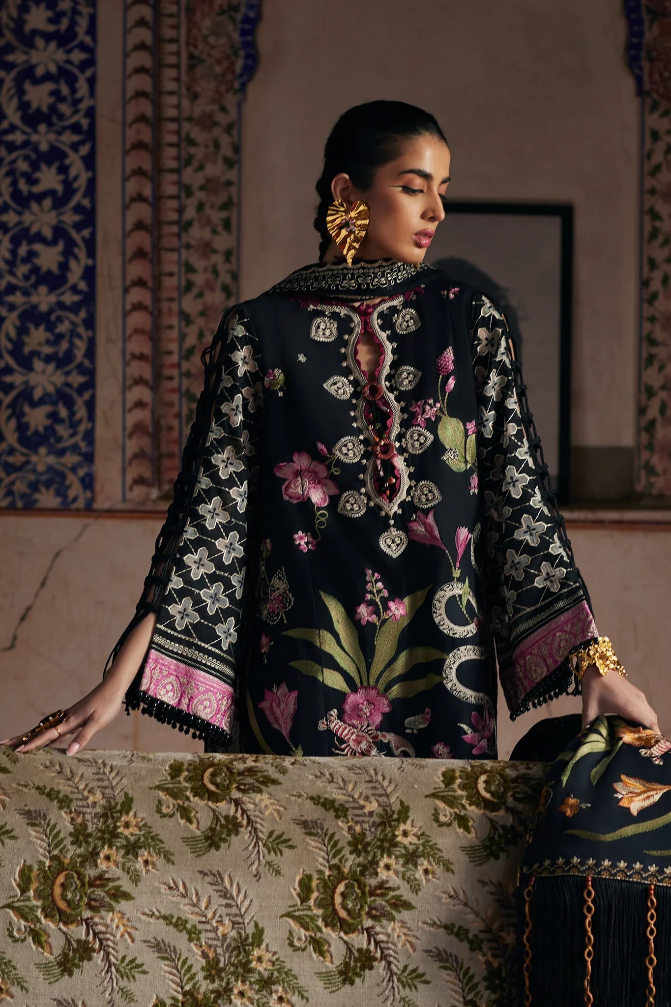 Elan Lawn'25- Azureh (EL25-04 A)