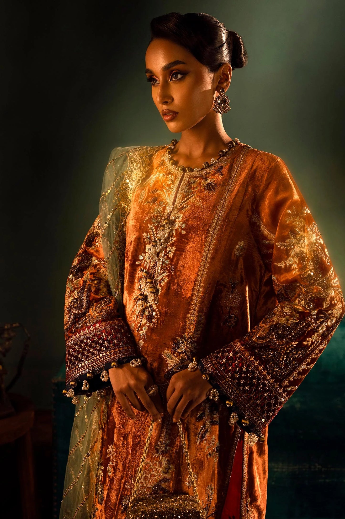 Sana Safinaz Luxury Pret'24 - FW24SGE587P3
