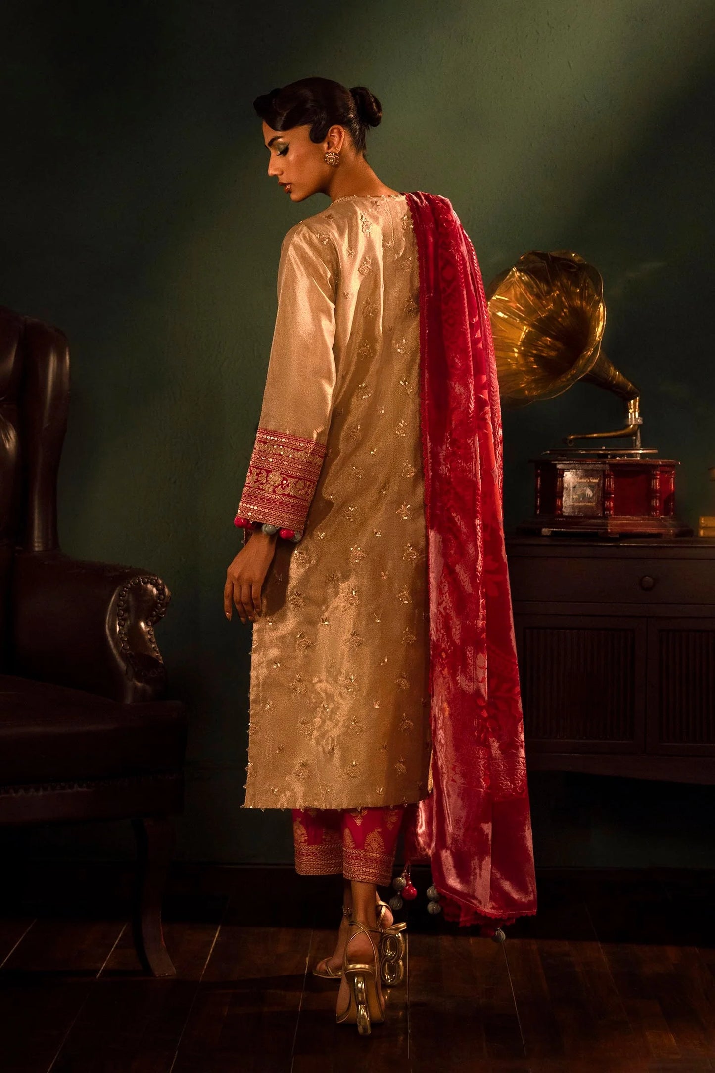 Sana Safinaz Luxury Pret'24 - FW24SGE595P3