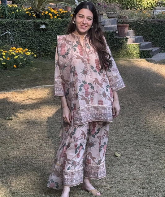 Huma Dilnawaz Digitally Printed Lawn '25 - Dancing Tigers