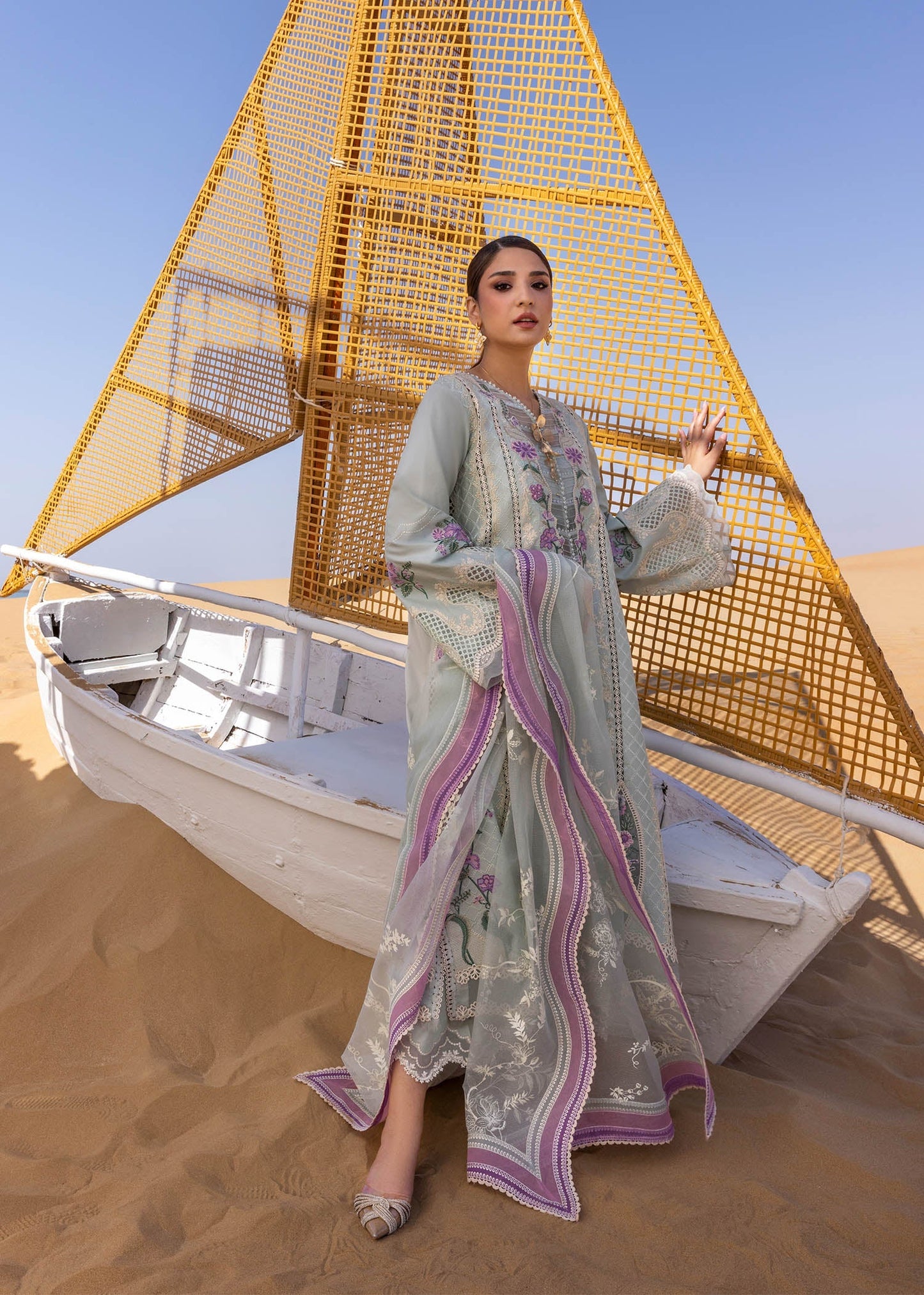 Crimson Flow by Crimson'25-A Handmade Tale - D2 A