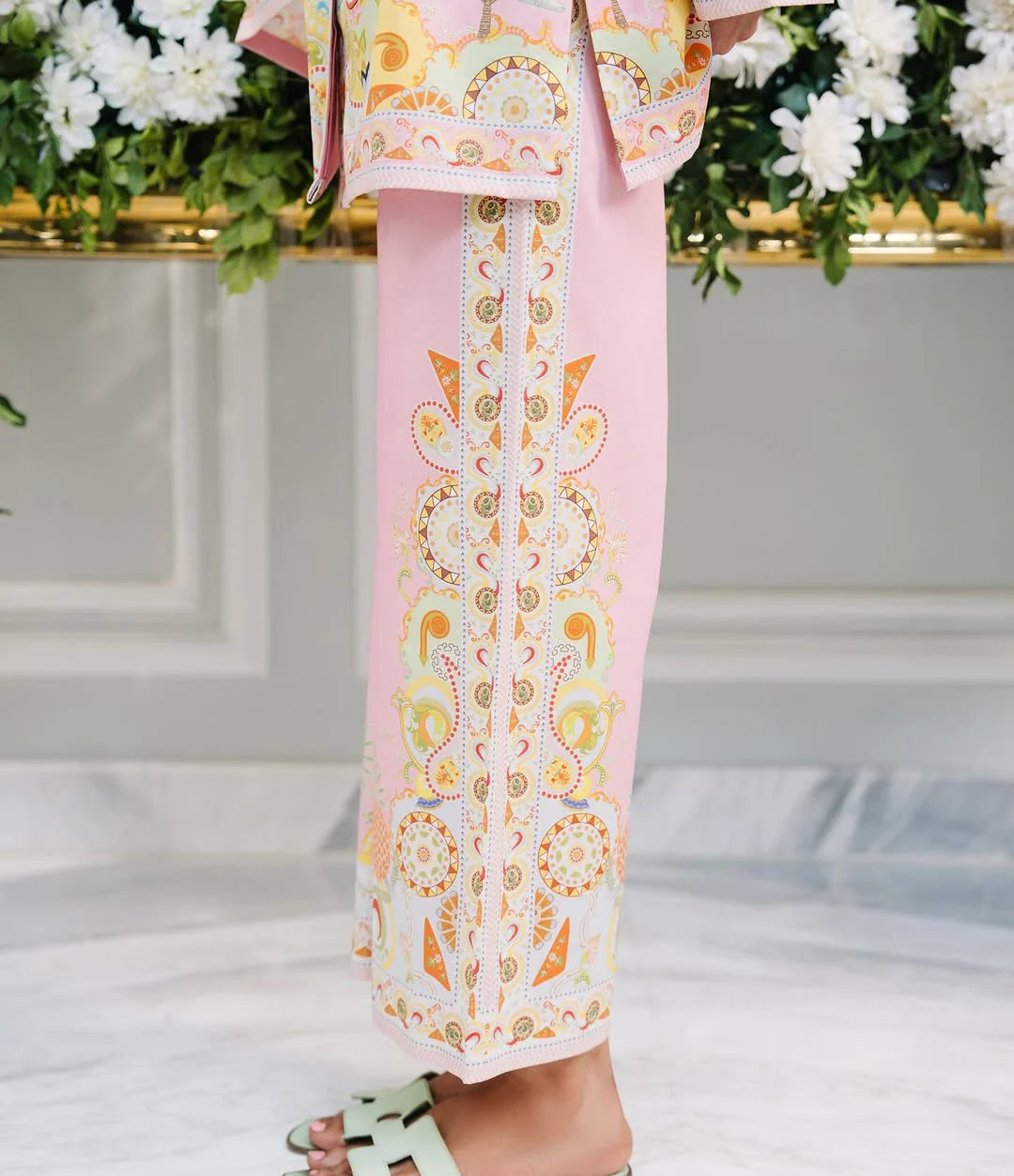 Nia Mia Summer'25 - Swirl