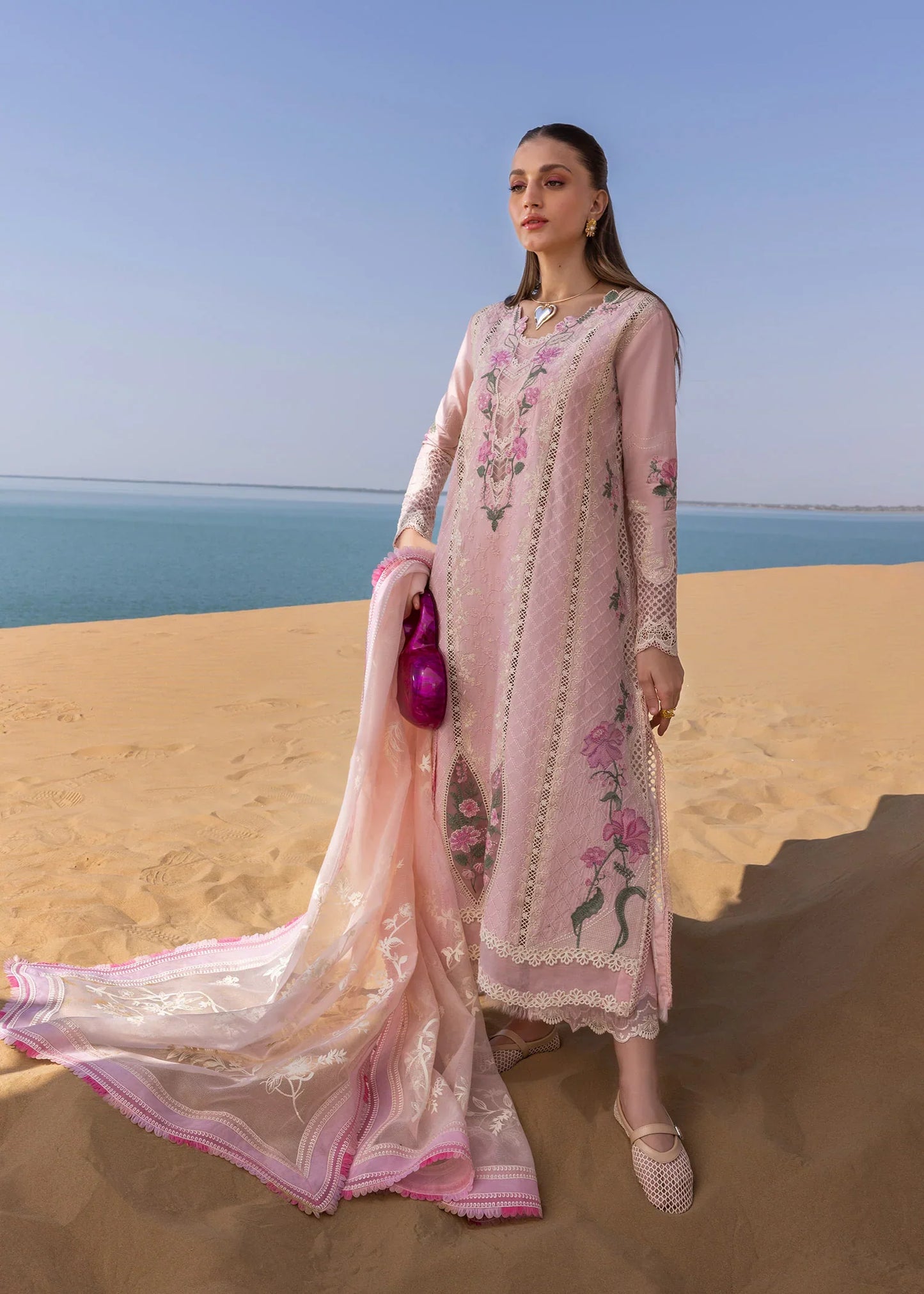 Crimson Flow by Crimson'25-A Handmade Tale - D2 B