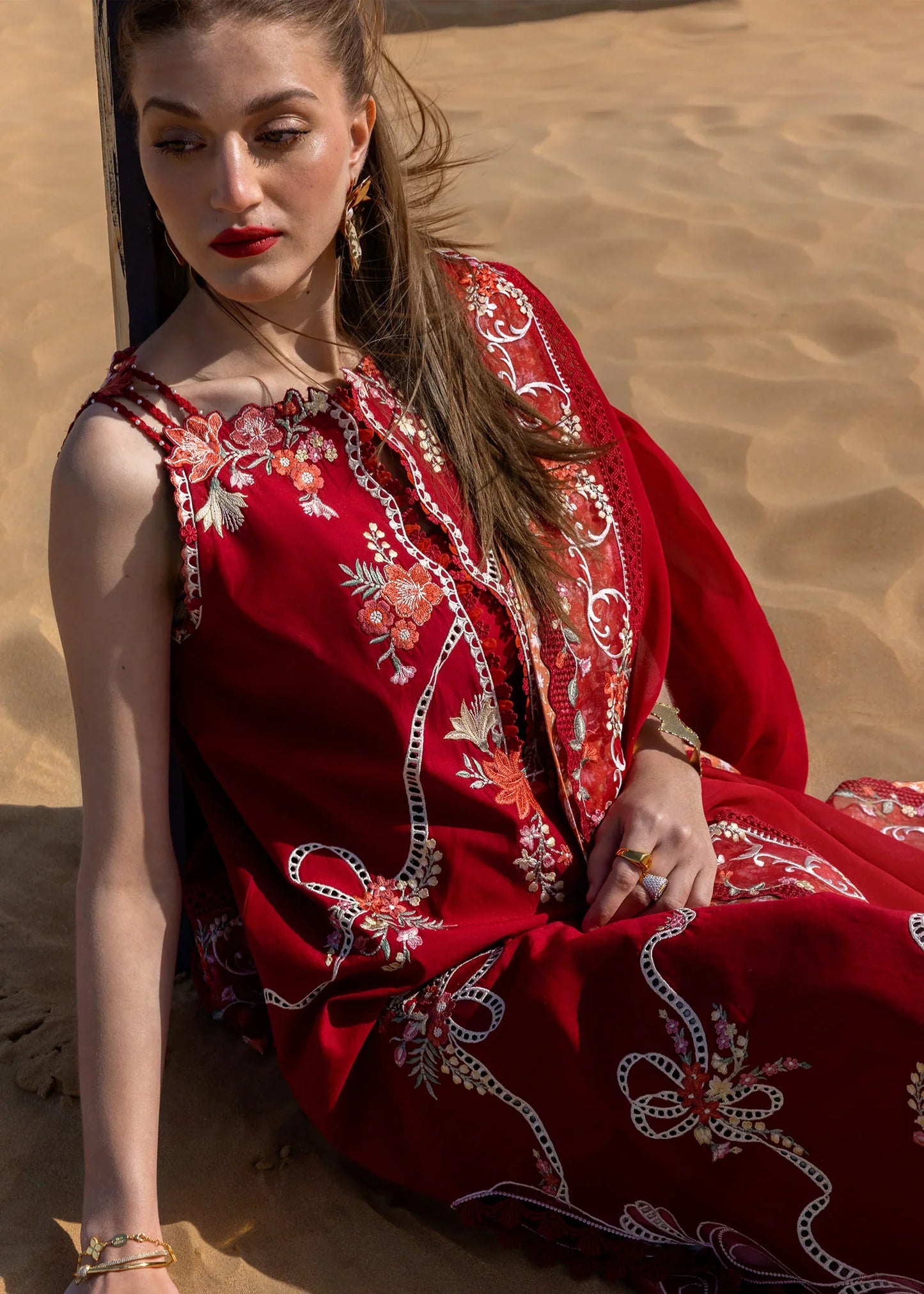 Crimson Flow by Crimson'25-Twirls And Ties - D8 B