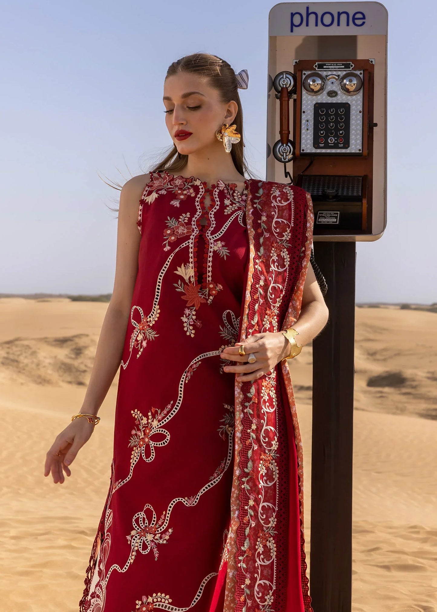 Crimson Flow by Crimson'25-Twirls And Ties - D8 B