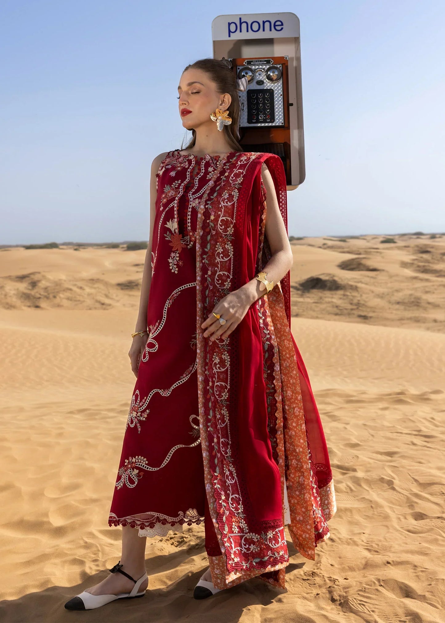 Crimson Flow by Crimson'25-Twirls And Ties - D8 B