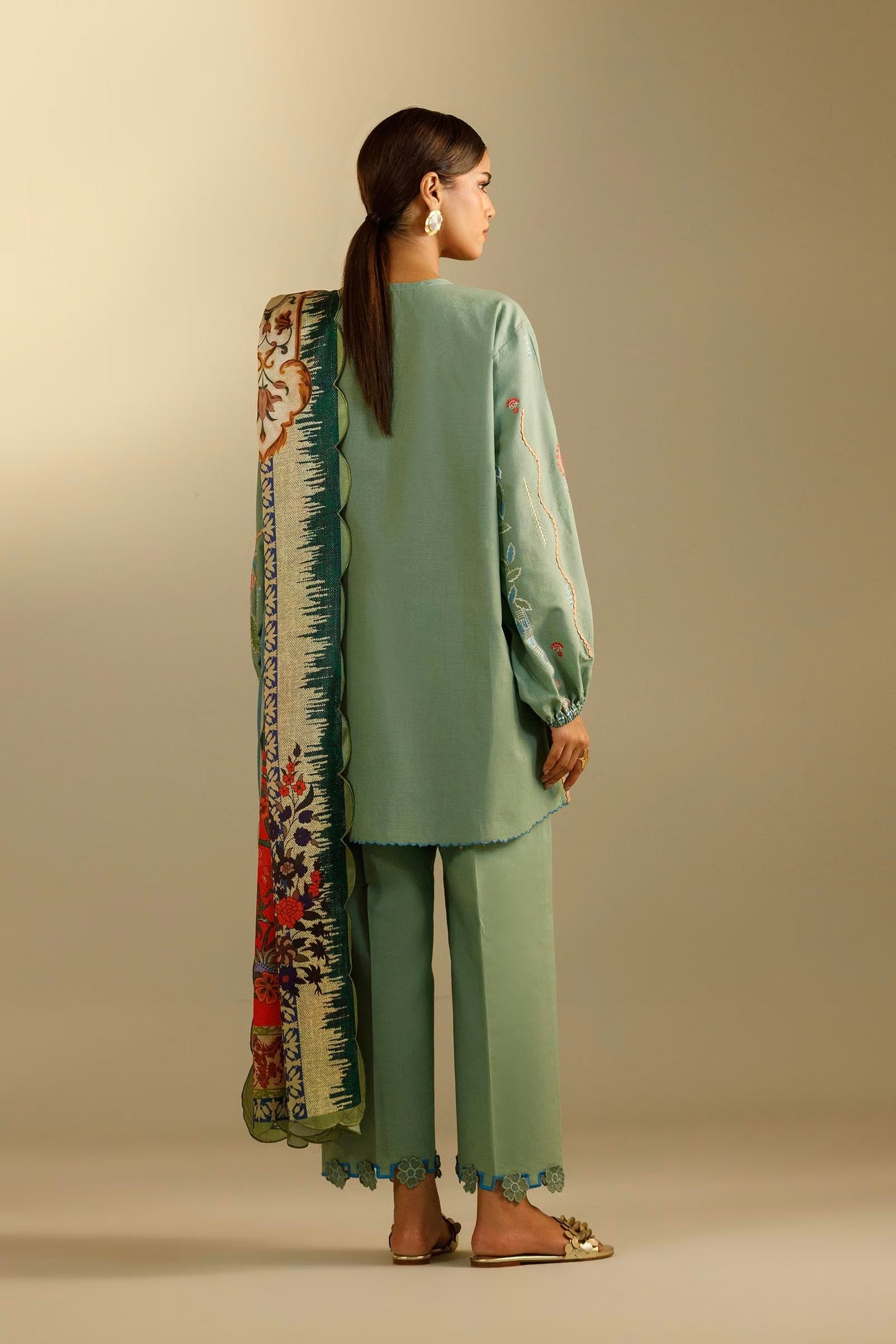 Sana Safinaz Unstitched Embroidered 3 Piece Muzlin Suit | M262-015a-cl