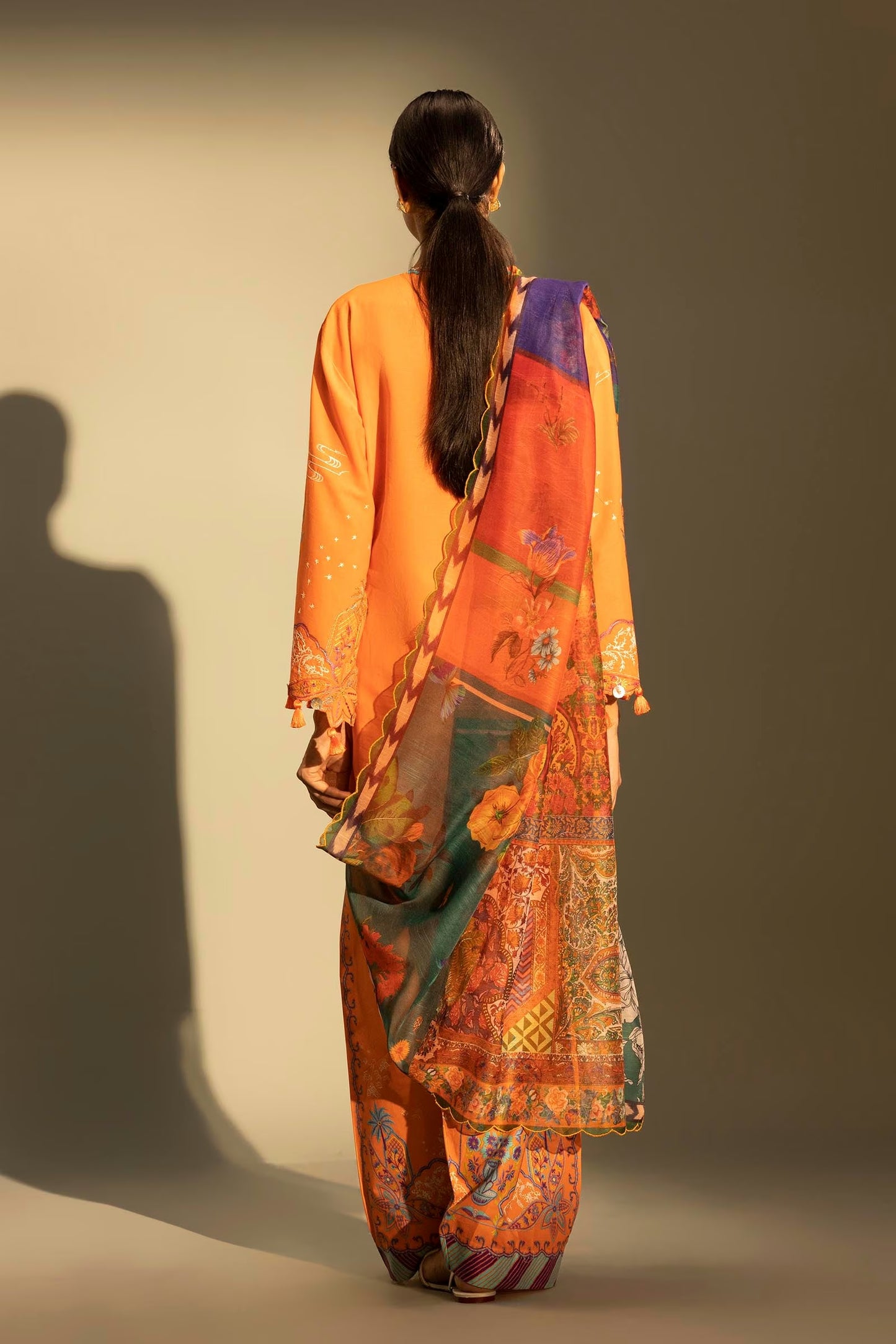 Sana Safinaz Unstitched Embroidered 3 Piece Muzlin Suit | M262-020b-dc