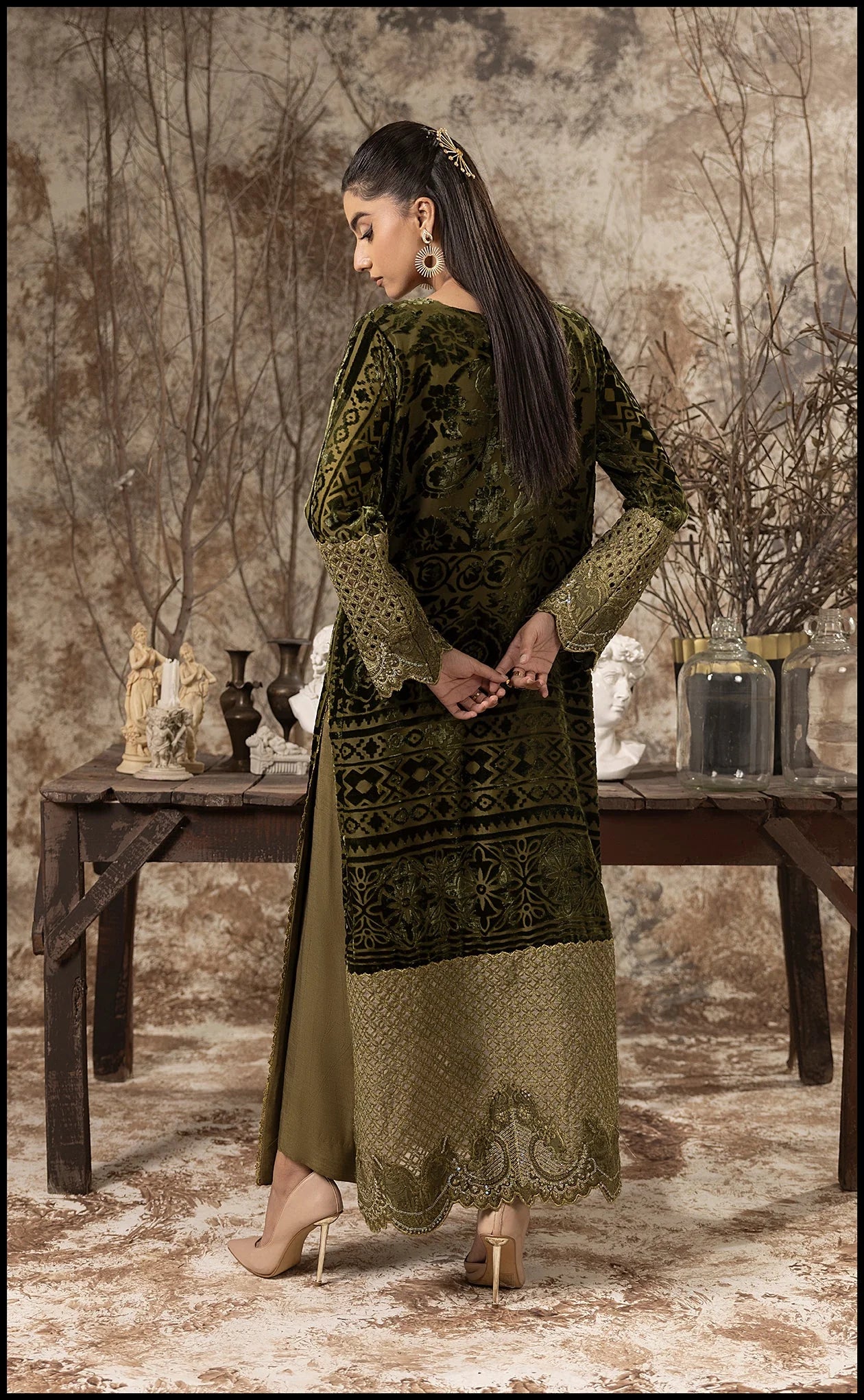 Sumaira Aurangzeb A Velvet Affair'24 - Olive Opulence