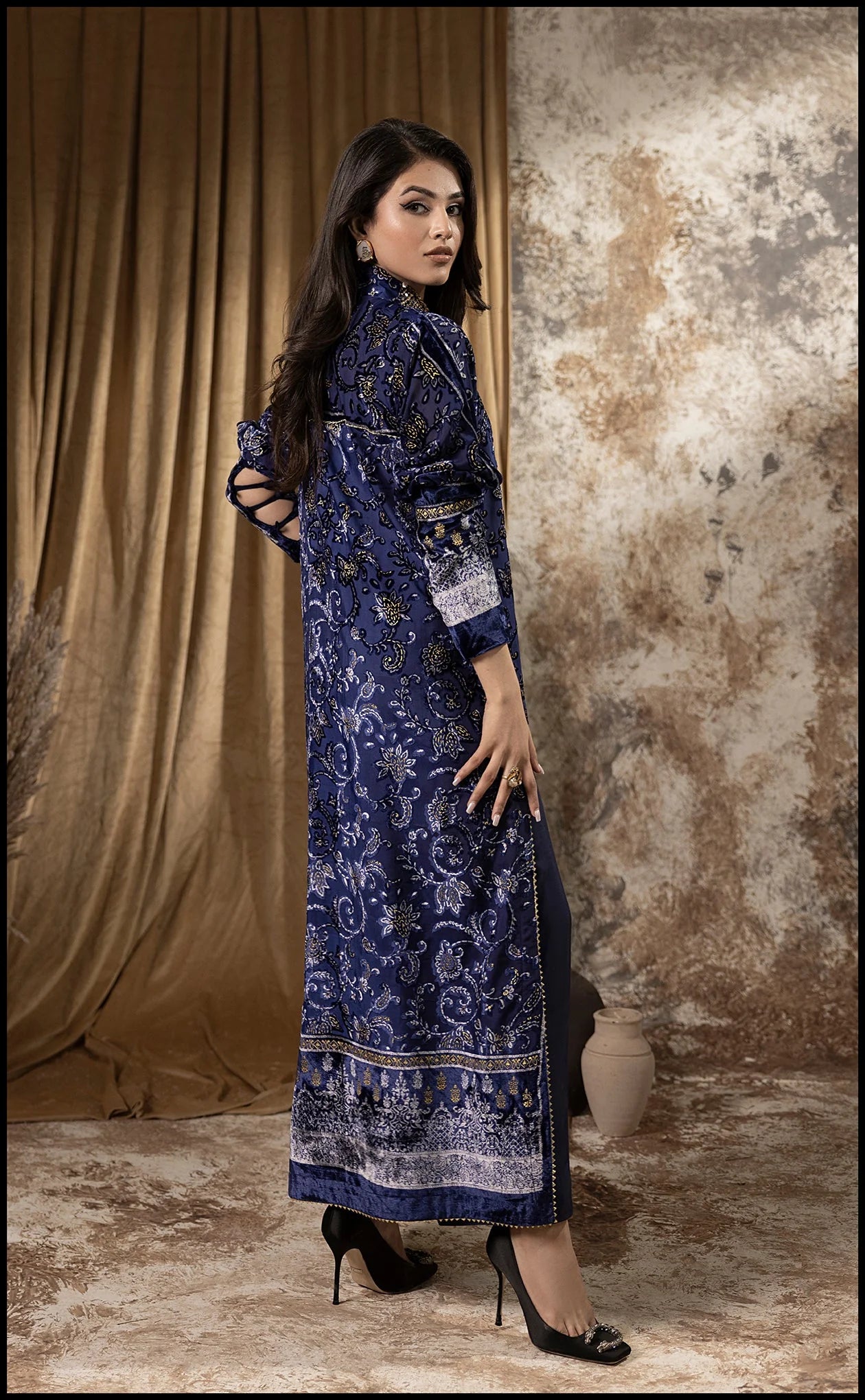 Sumaira Aurangzeb A Velvet Affair'24 - Midnight Blue
