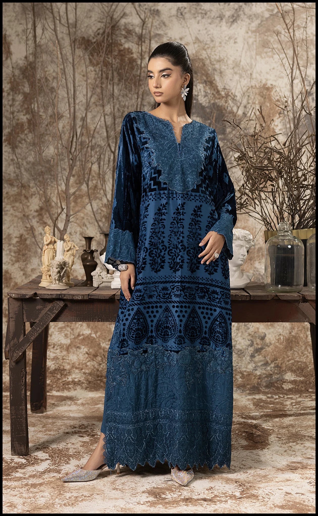 Sumaira Aurangzeb A Velvet Affair'24 - Azure dream