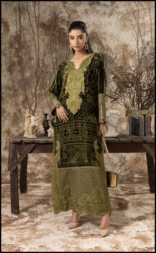 Sumaira Aurangzeb A Velvet Affair'24 - Olive Opulence
