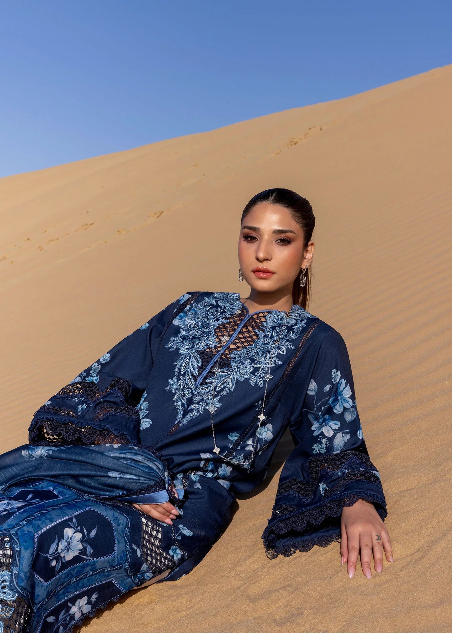 Crimson Flow by Crimson'25-Under The Tuscan Love - D1 B