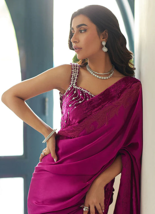 Zermine Magenta Saree | Velvet | FARAH TALIB AZIZ