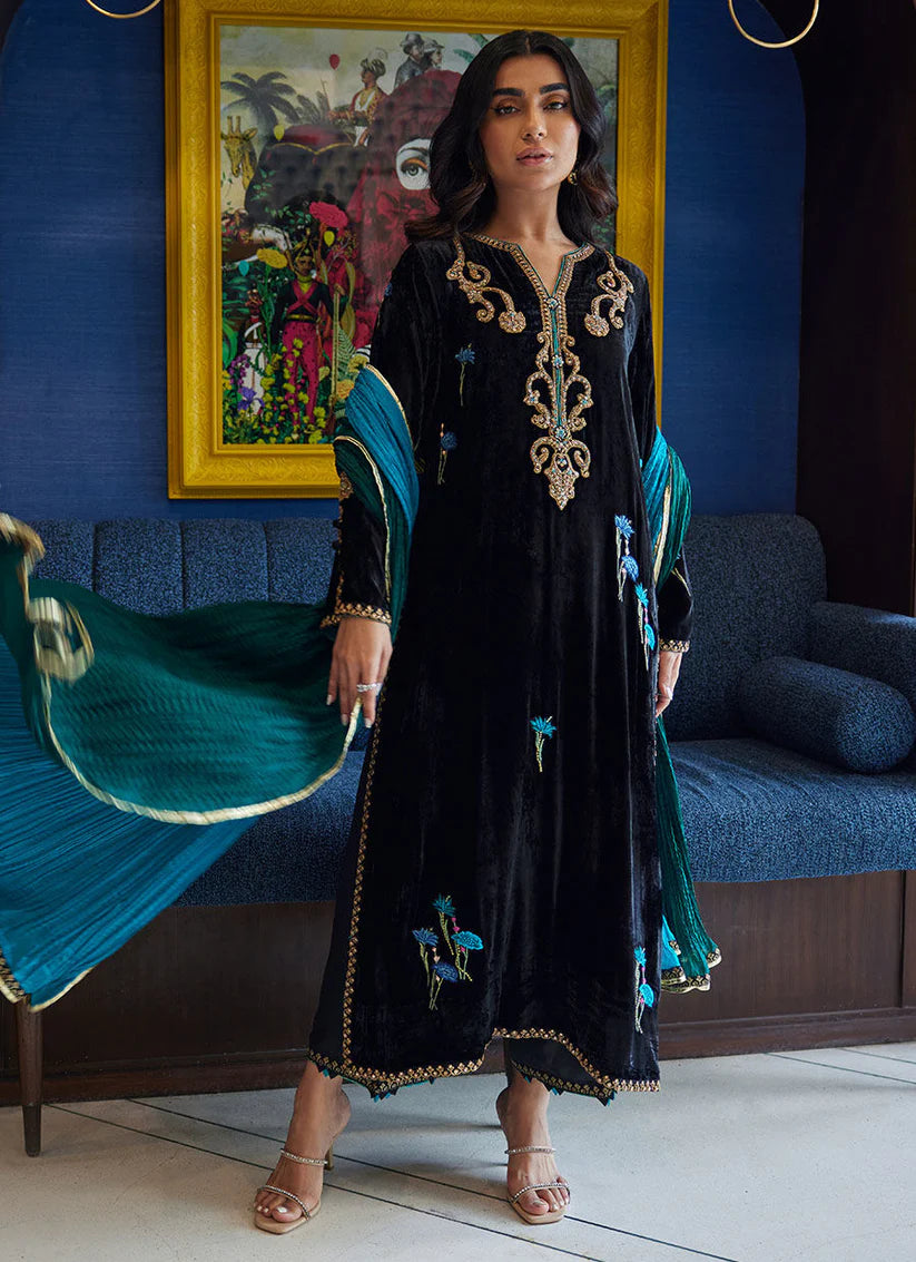 Vania Shirt And Dupatta | Velvet | FARAH TALIB AZIZ