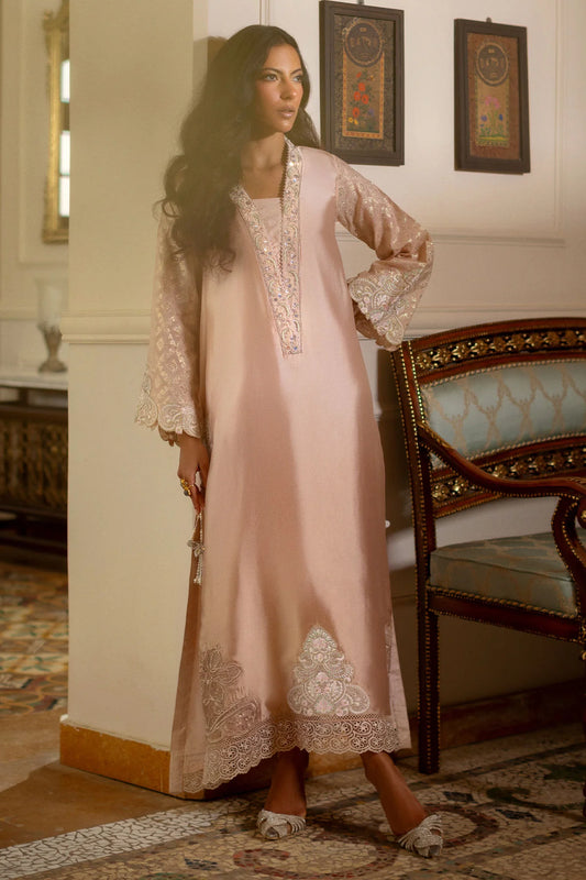 Annus Abrar | Nehaal Kaftan