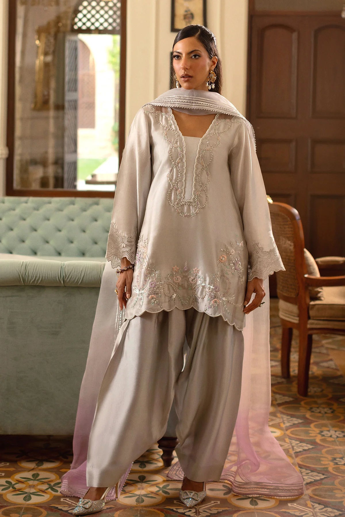 Kiri (Shirt And Pants) | Annus Abrar