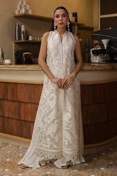 Bijou Ansab Jahangir - Cafe Societe