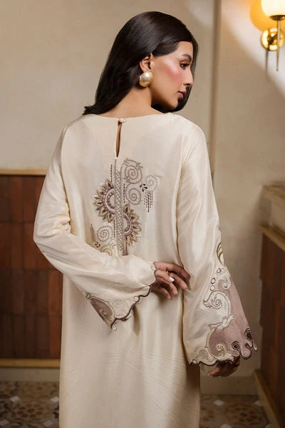 Praline Ansab Jahangir - Cafe Societe