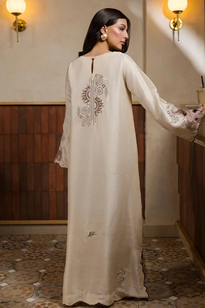 Praline Ansab Jahangir - Cafe Societe