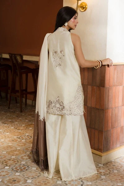Porcelain Ansab Jahangir - Cafe Societe