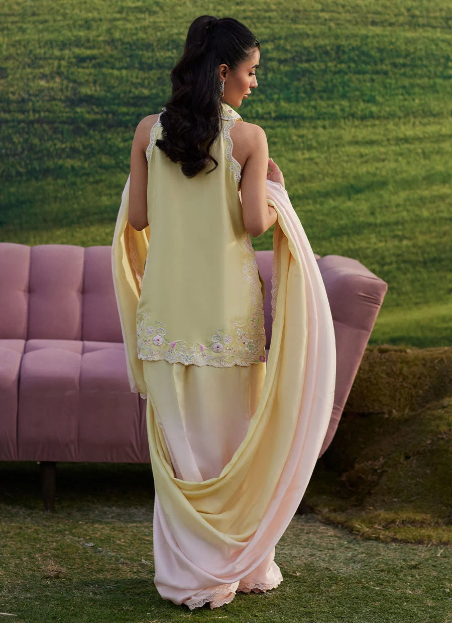 Farah Talib Aziz | Esma Sari