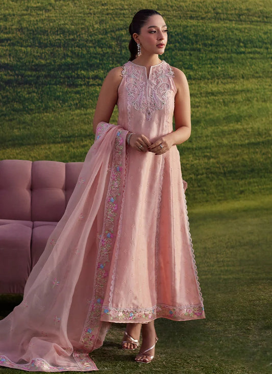 Farah Talib Aziz | Rose Reverie Shirt And Dupatta