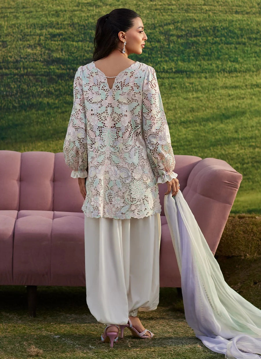 Farah Talib Aziz | Lyla Mist