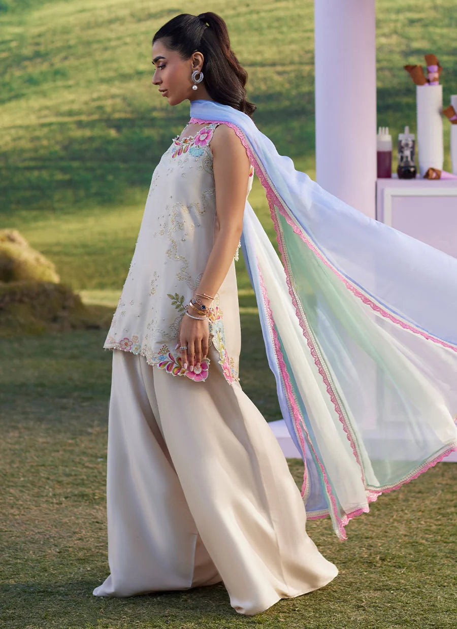 Farah Talib Aziz | Aira Shirt And Dupatta