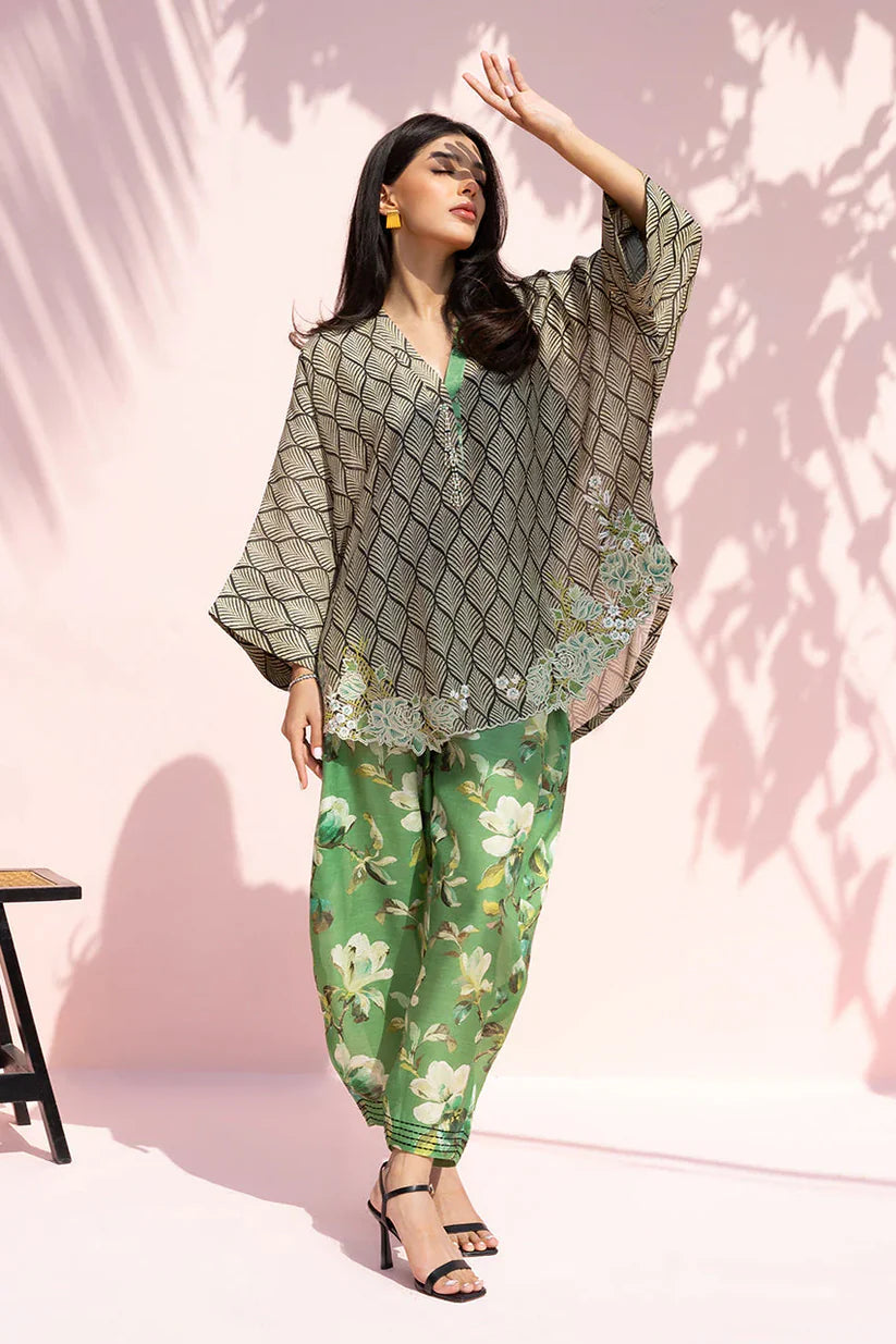 Sharis | Winter Capsule | Sania Maskatiya
