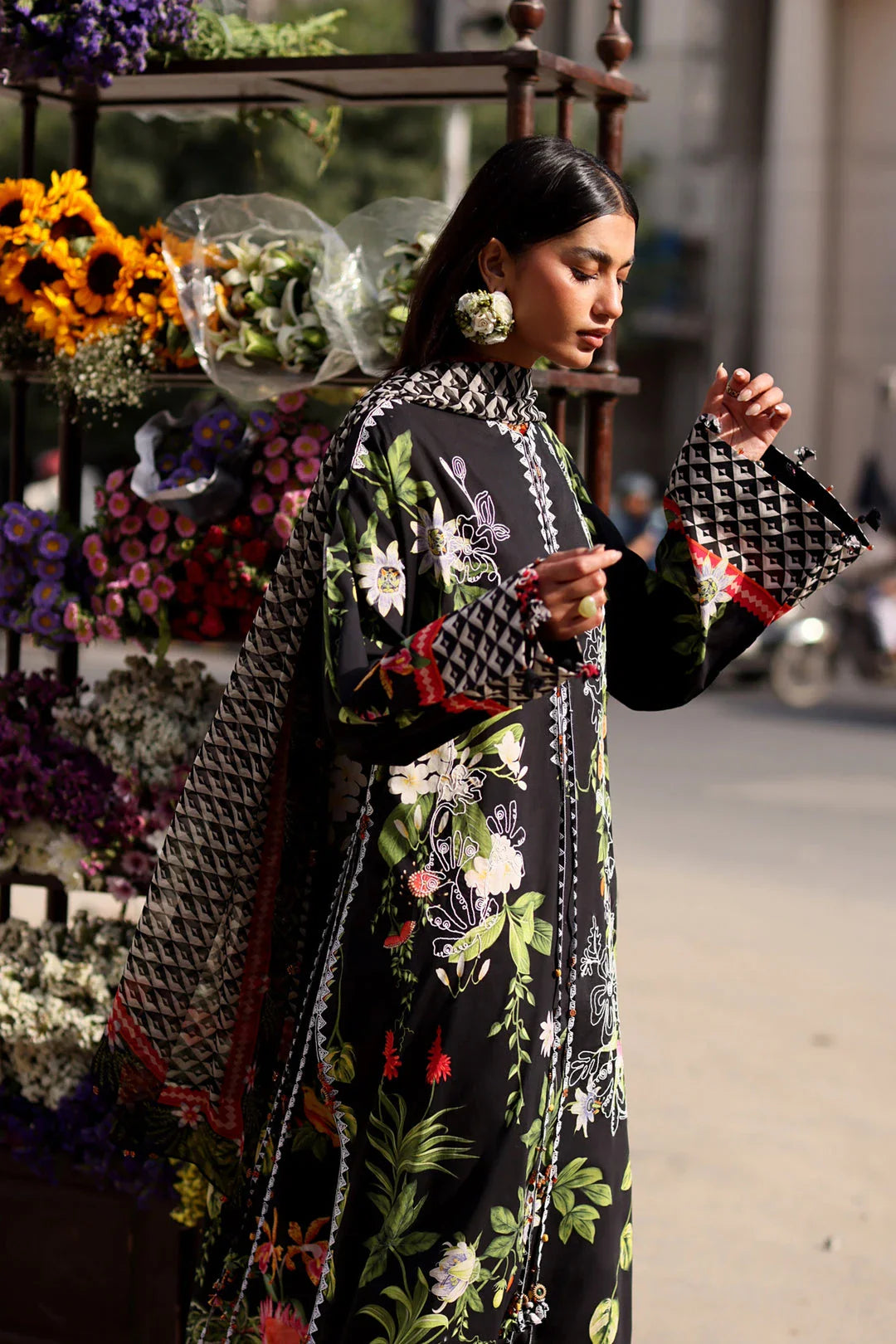 Zaha Festive Lawn '26 - Midnight Bloom (ZF26-04)