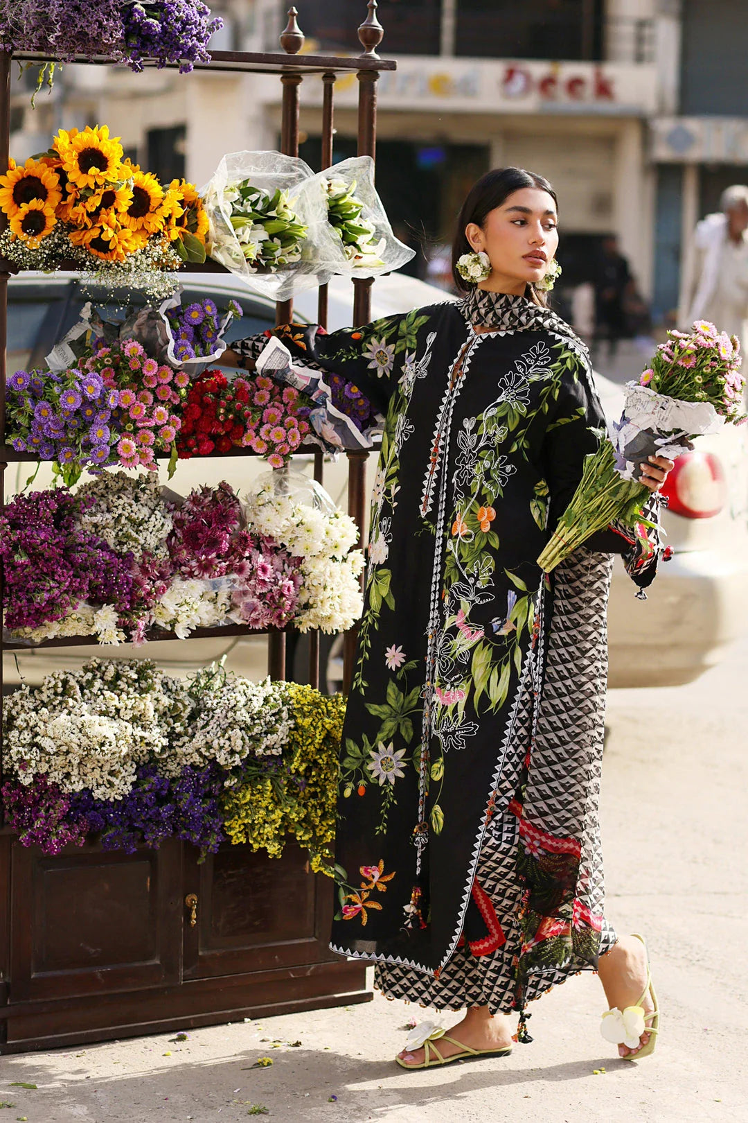 Zaha Festive Lawn '26 - Midnight Bloom (ZF26-04)