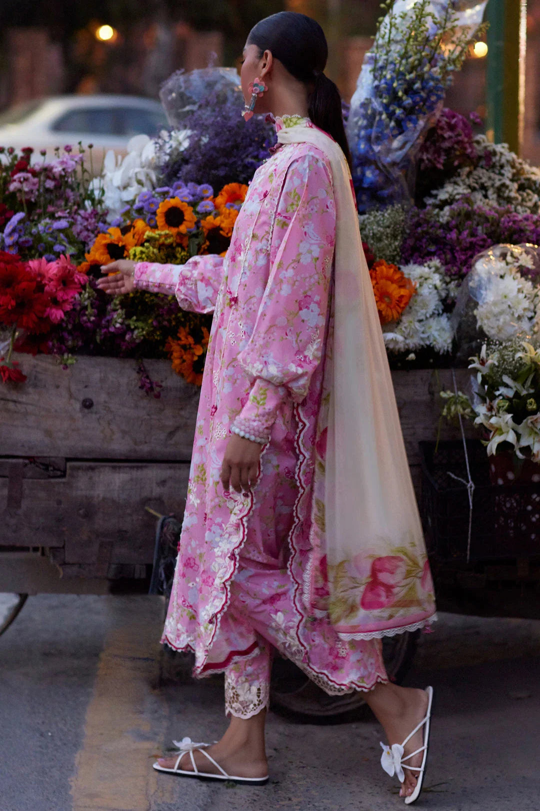 Zaha Festive Lawn '26 - Peony Reverie (ZF26-03)