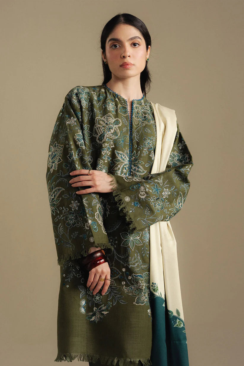 MIST-2B | Coco Winter Unstitched’25 | Zara Shahjahan