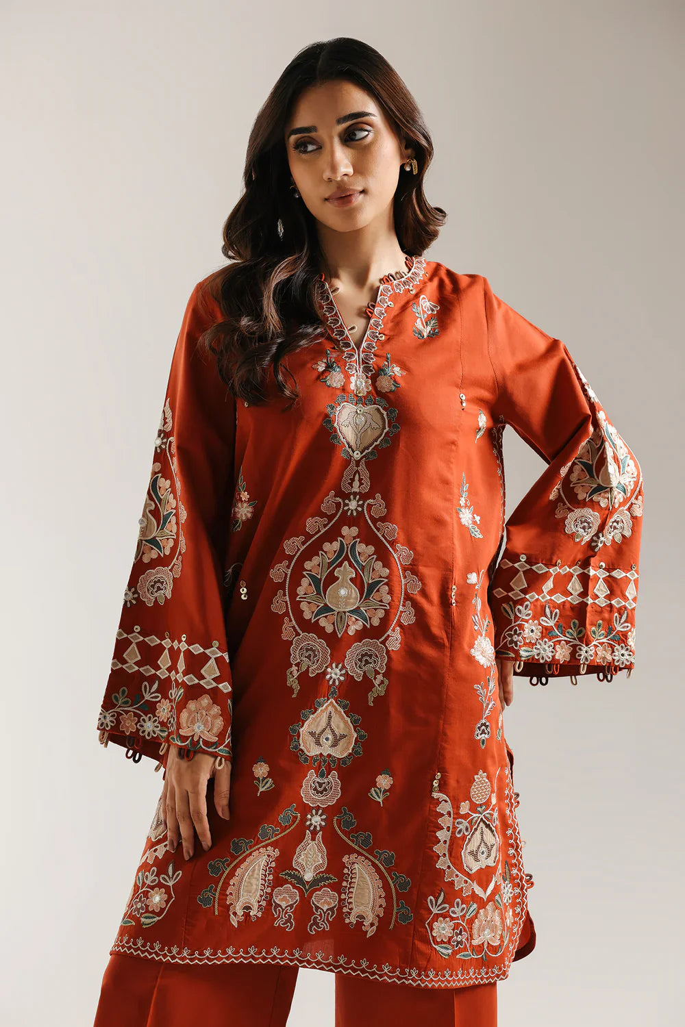 Ethnc Rozana A/W '25 Drop II - EMBROIDERED SUIT | E3480/103/305
