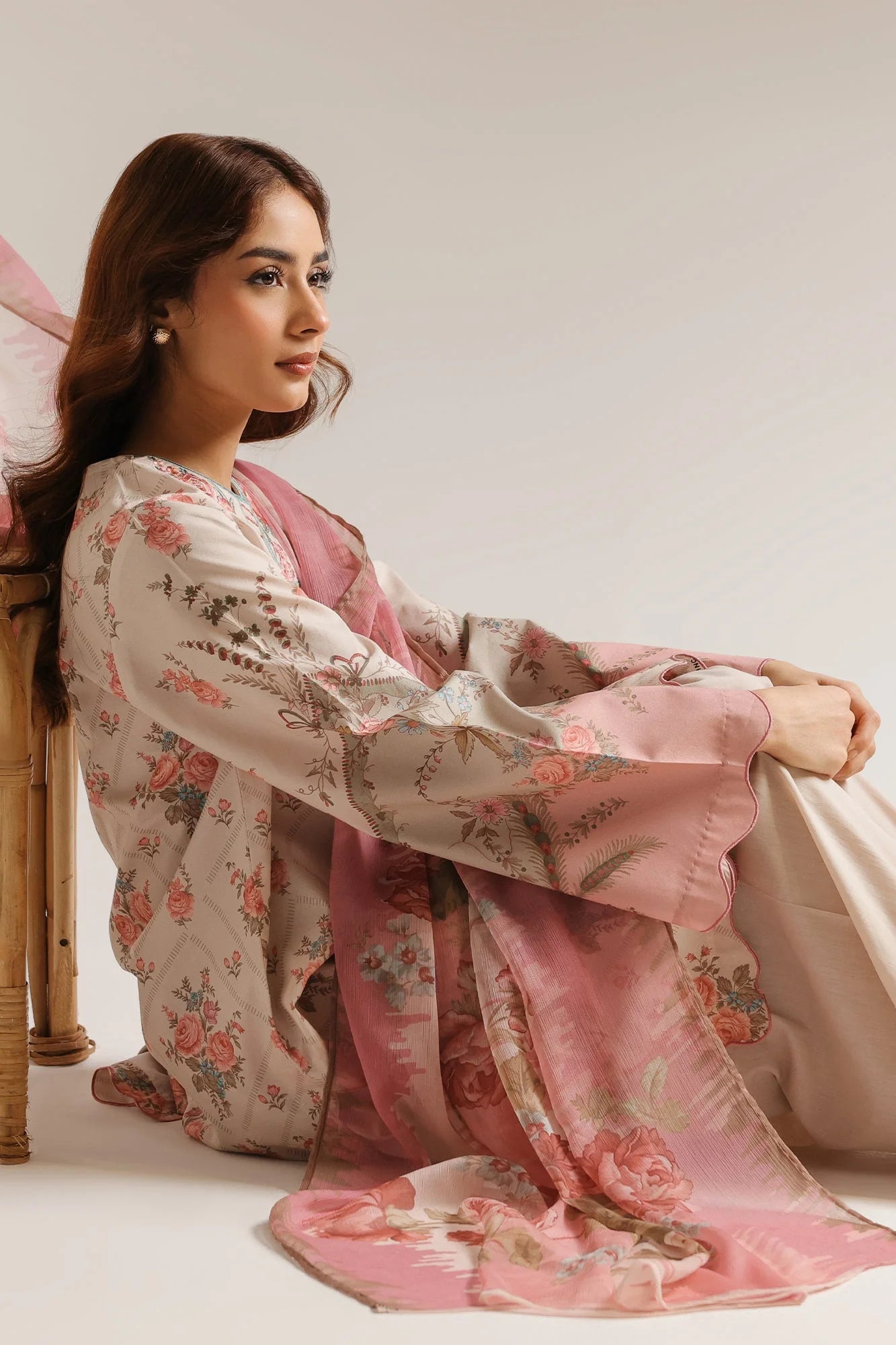 ETHNC EMBROIDERED SUIT (E1018/203/330)