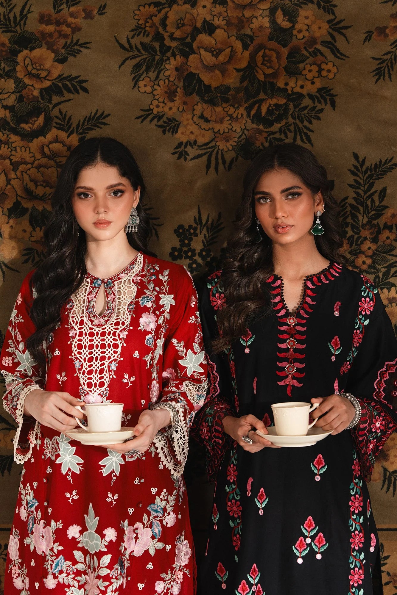ETHNC EMBROIDERED SUIT (E3390/103/902)